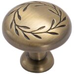 ELEGANT BRASS KNOB