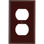 BR OUTLET WALL PLATE