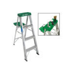 Werner 4 Foot 225 Lb Load Capacity Aluminum Step Ladder